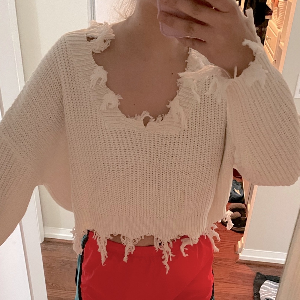 Zaful Distressed Cropped Sweater